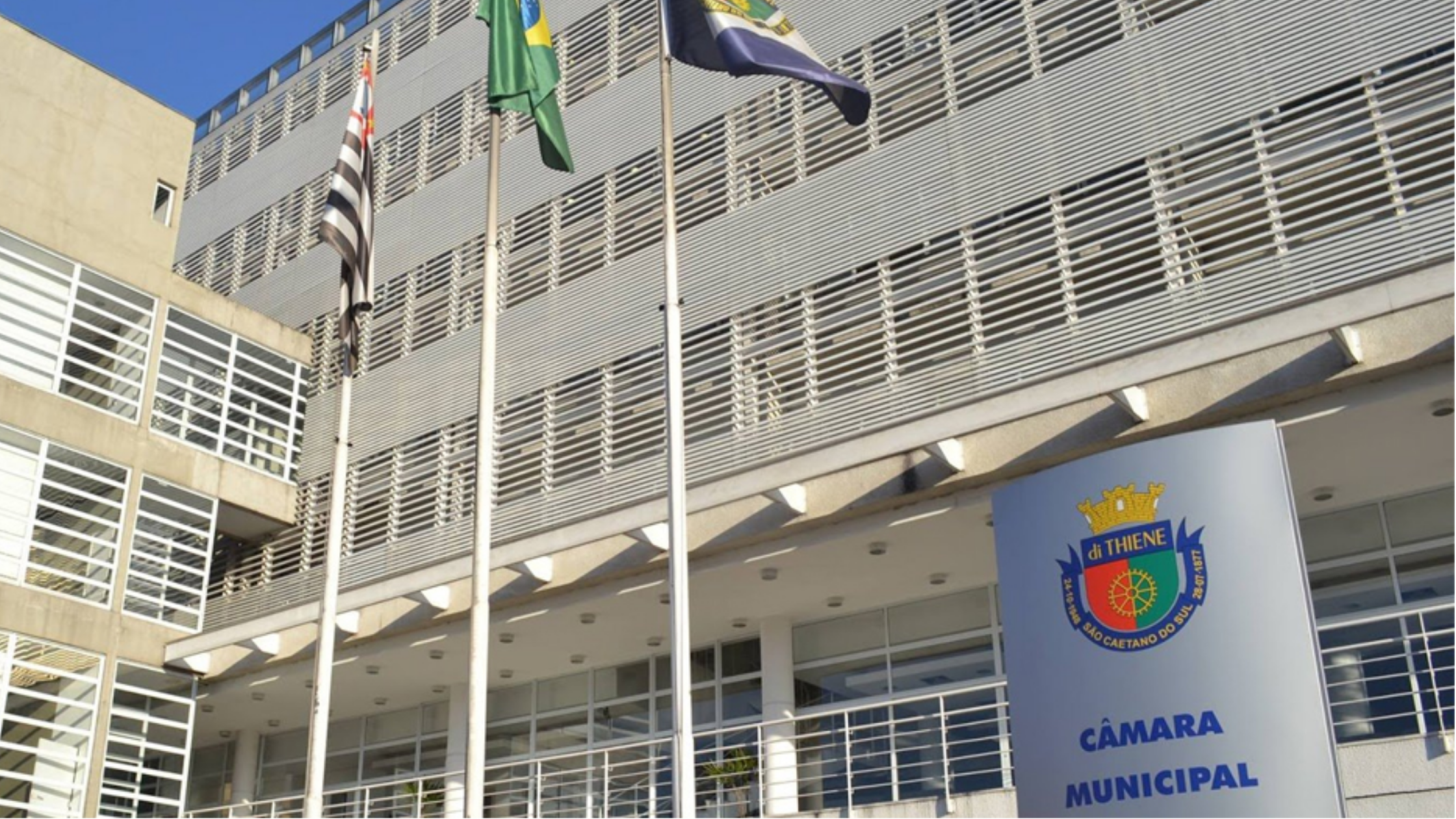 ATIVIDADES DA CÂMARA MUNICIPAL GERAM PREOCUPAÇÕES